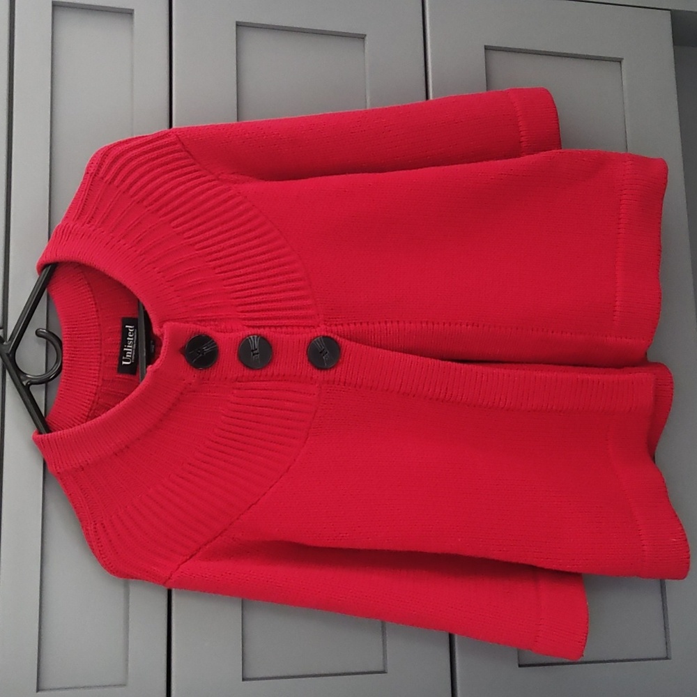 Kenneth Cole red Cardigan with buttons!